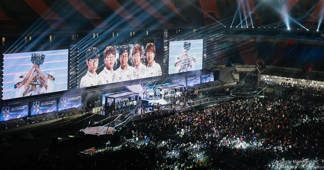 Sang-am World Cup Stadium, Seoul, League of Legends 2014 World Finals.